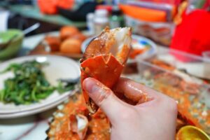 Best food delivery dishes by 8 Crab Singapore