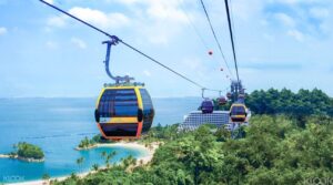 Date ideas in Singapore at cable car 