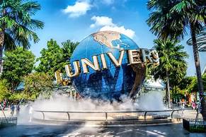 Universal Studios in Singapore for dates idea 